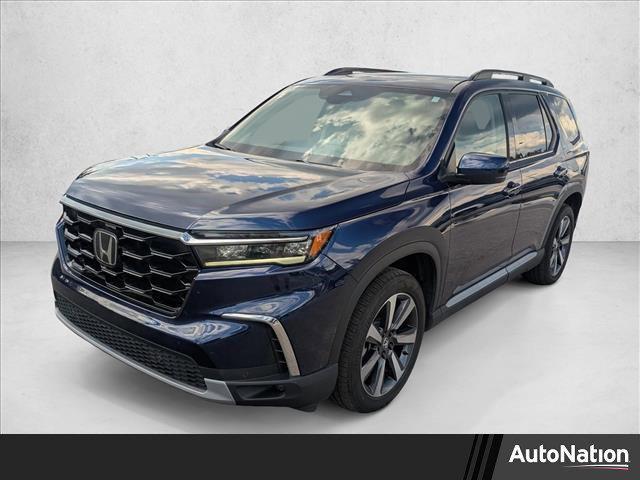 used 2024 Honda Pilot car, priced at $42,995