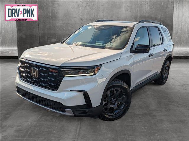 new 2025 Honda Pilot car, priced at $51,250