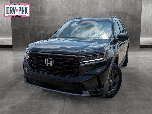 new 2025 Honda Pilot car, priced at $47,451