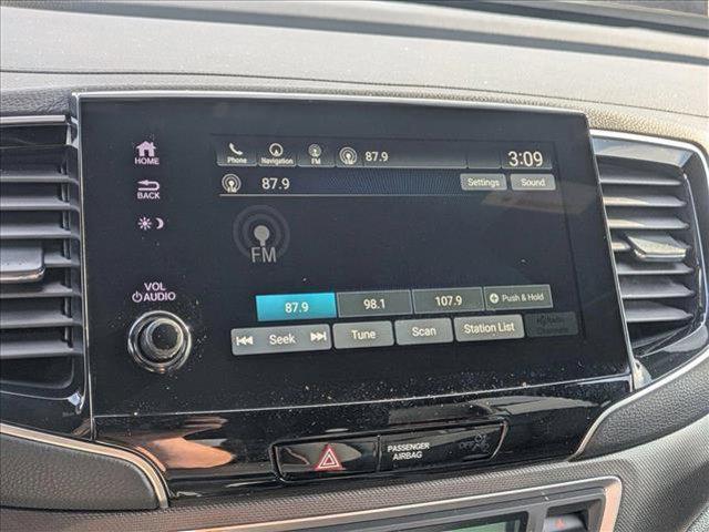 new 2025 Honda Passport car, priced at $44,387
