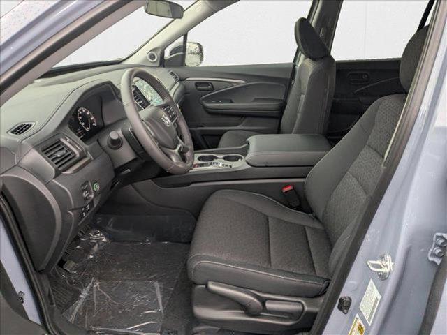 new 2025 Honda Ridgeline car, priced at $40,140