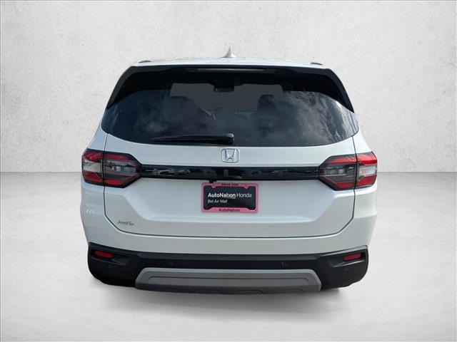 new 2025 Honda Pilot car, priced at $45,195