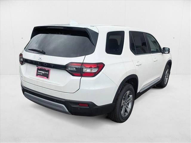 new 2025 Honda Pilot car, priced at $45,150