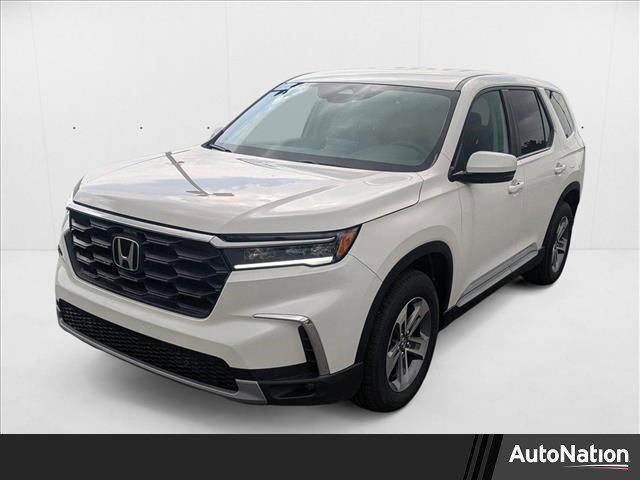 new 2025 Honda Pilot car, priced at $45,150