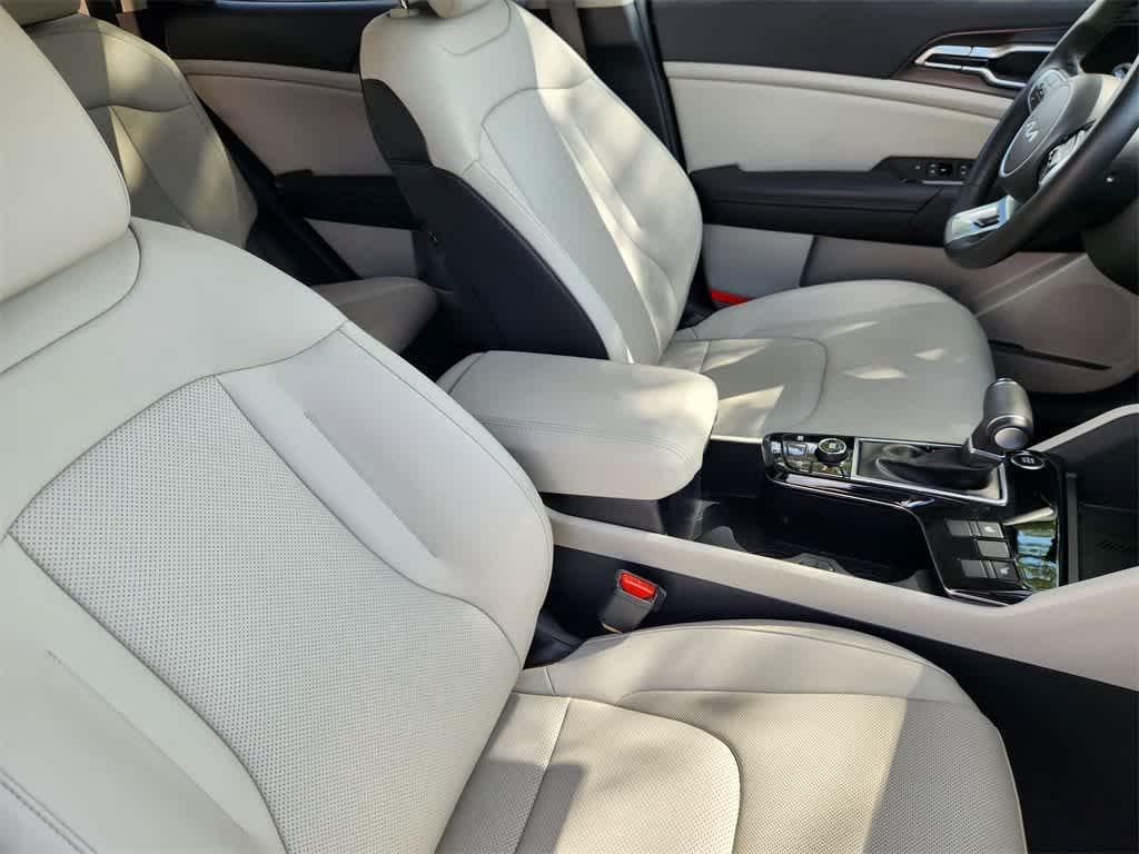 used 2025 Kia Sportage car, priced at $29,698