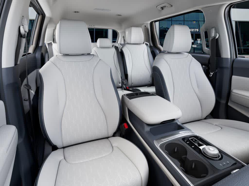 new 2025 Kia Carnival Hybrid car, priced at $46,090