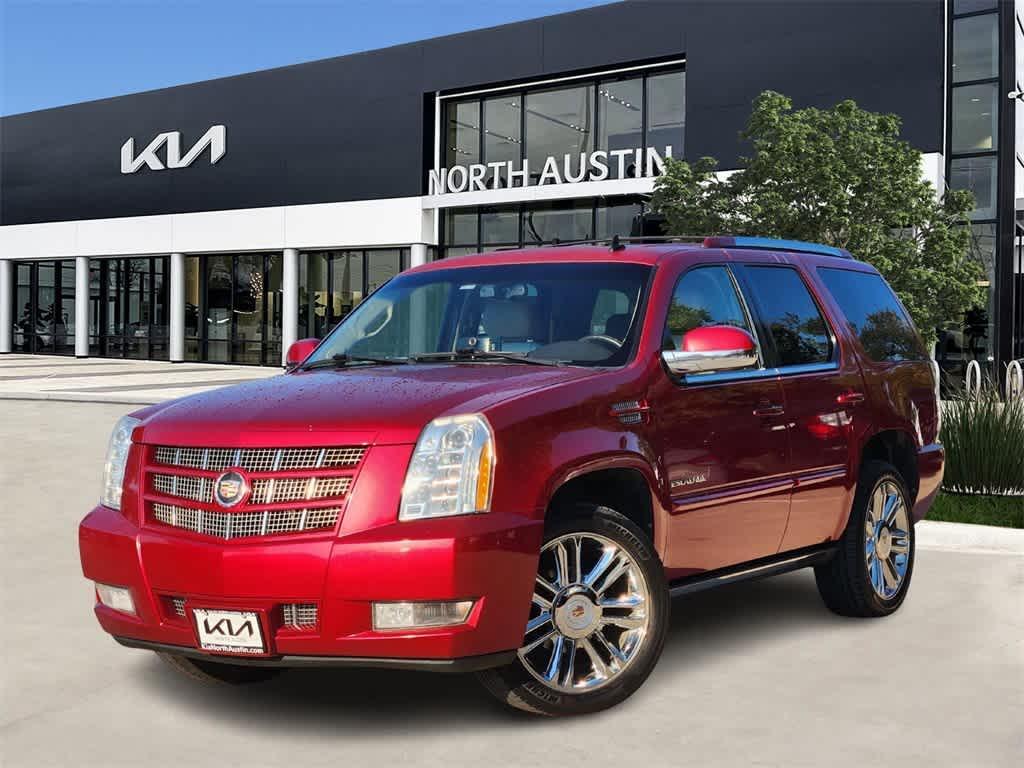used 2014 Cadillac Escalade car, priced at $13,998