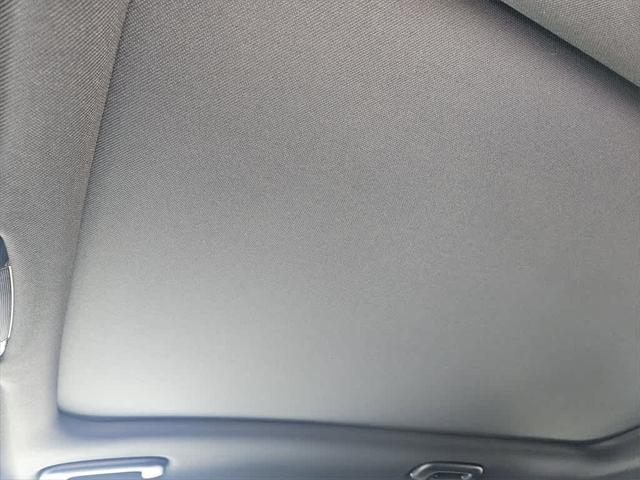used 2023 Kia Sorento Plug-In Hybrid car, priced at $43,598