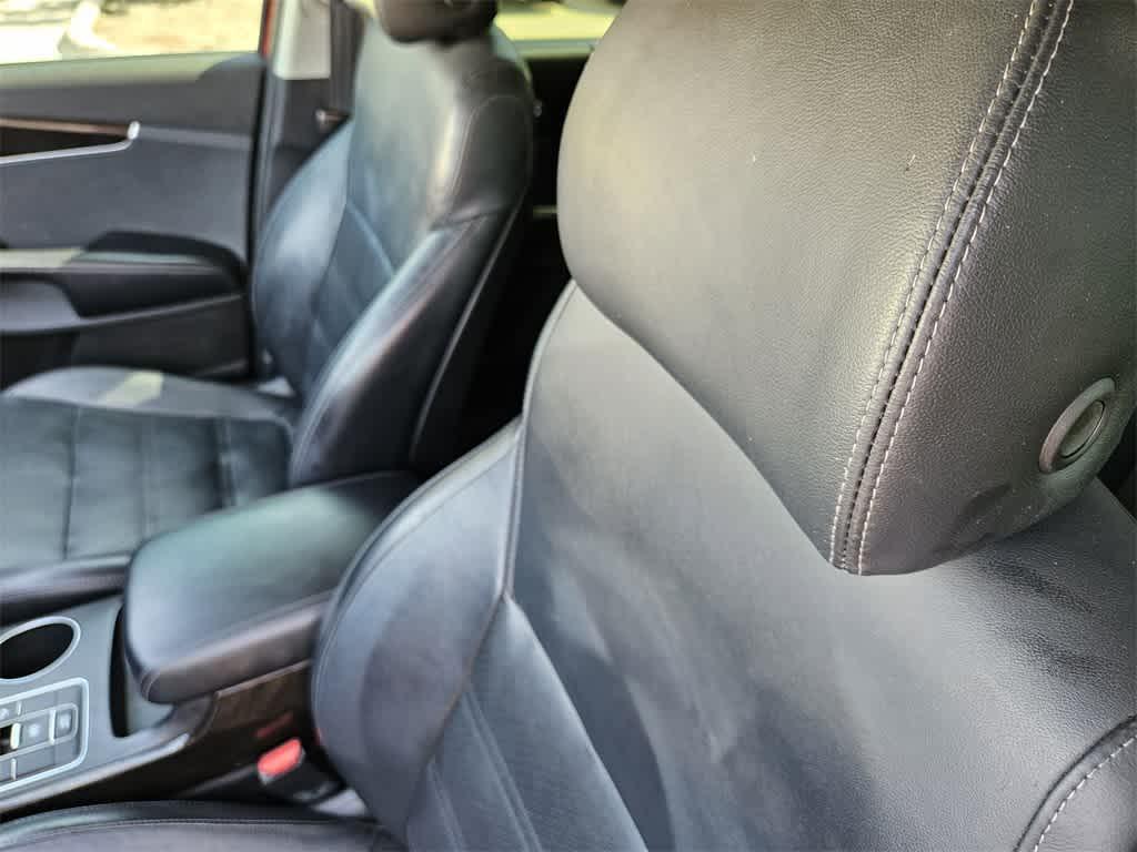 used 2018 Kia Sorento car, priced at $12,748