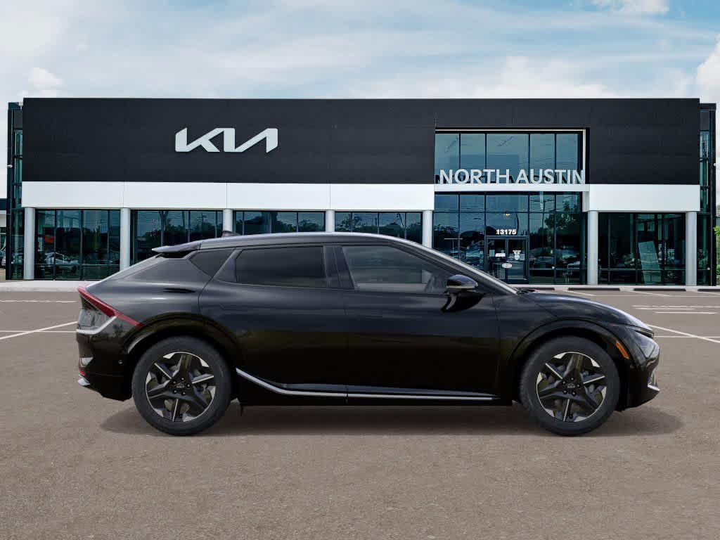 new 2025 Kia EV6 car, priced at $47,720