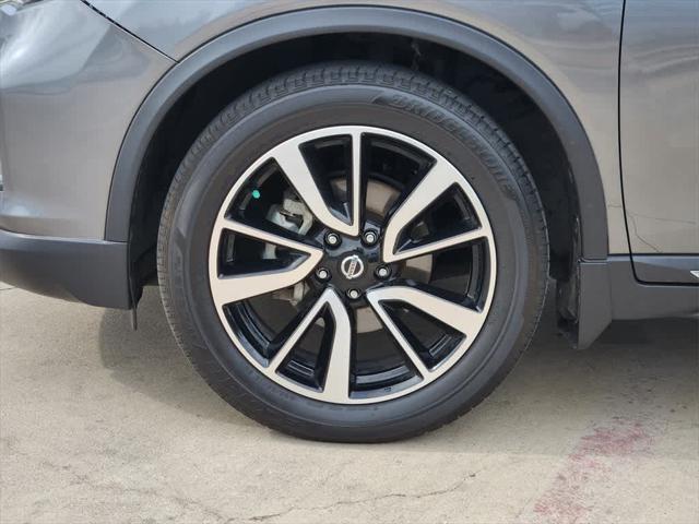used 2019 Nissan Rogue car, priced at $15,998