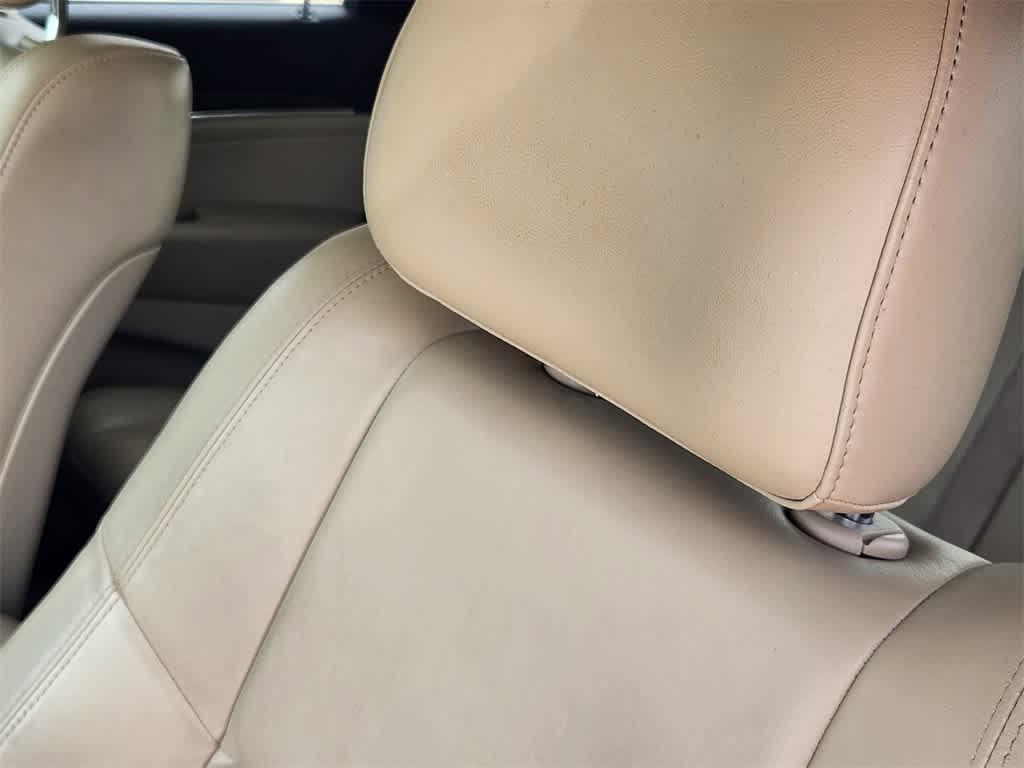 used 2017 Jeep Grand Cherokee car, priced at $21,498