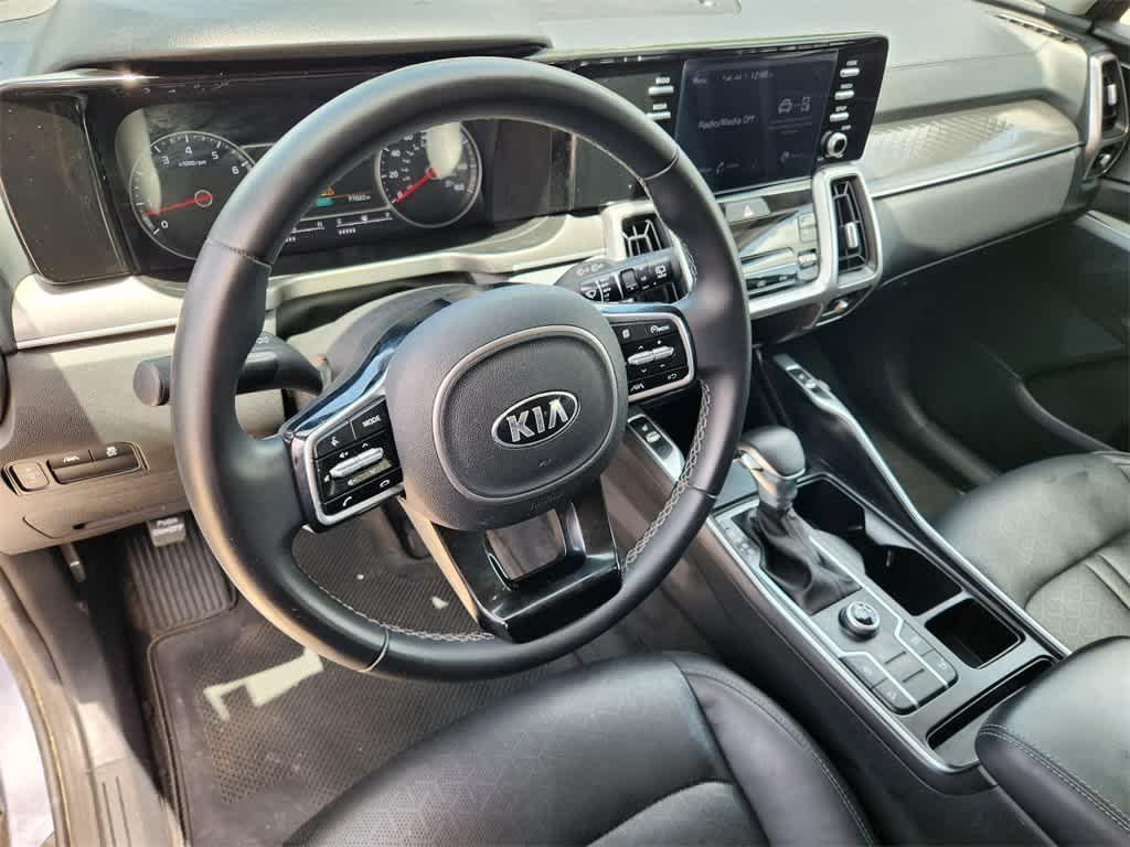 used 2021 Kia Sorento car, priced at $22,398