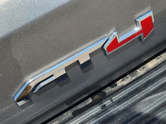 used 2024 GMC Yukon car, priced at $71,398