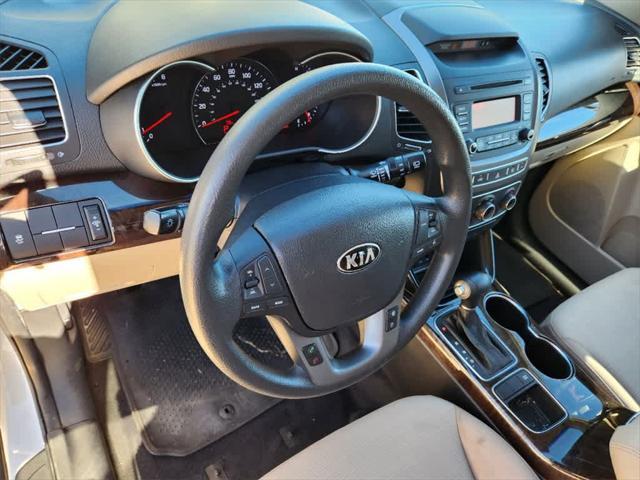 used 2014 Kia Sorento car, priced at $10,498