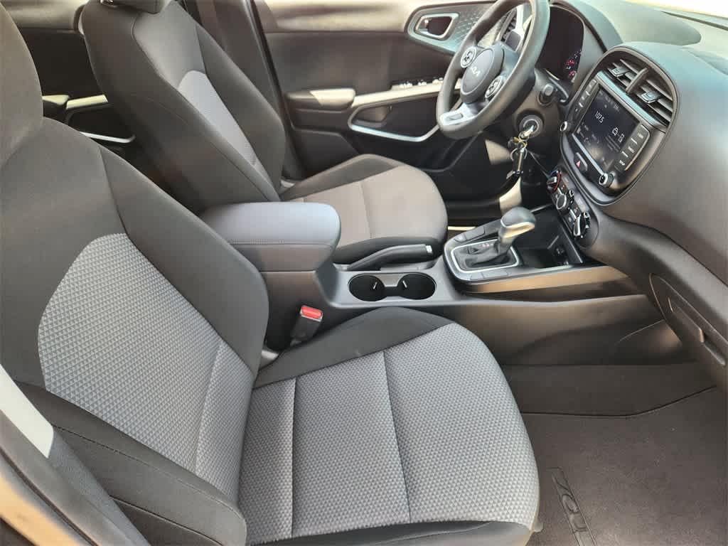 used 2022 Kia Soul car, priced at $15,477