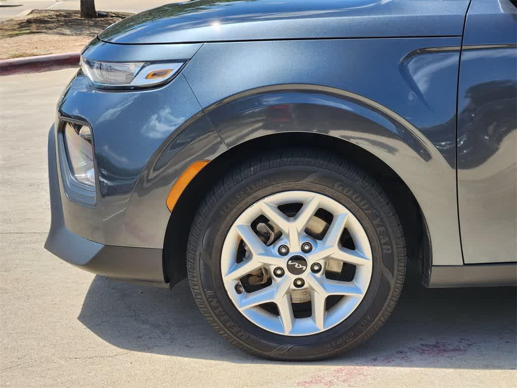 used 2022 Kia Soul car, priced at $15,477