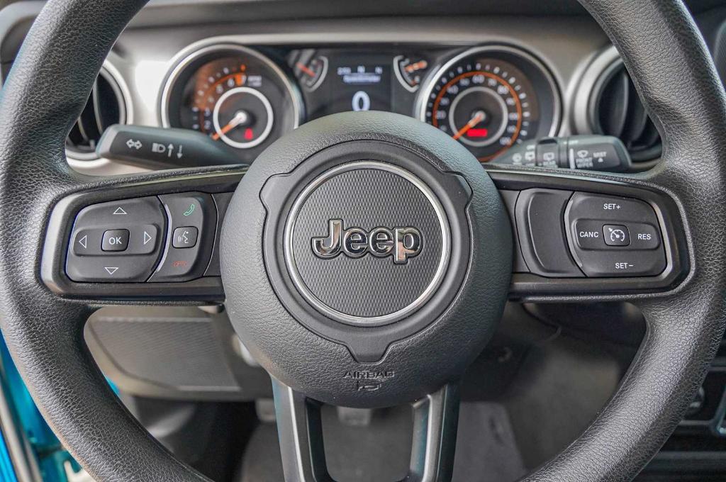used 2020 Jeep Wrangler Unlimited car, priced at $27,698