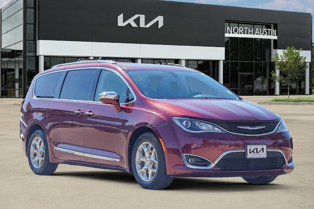 used 2018 Chrysler Pacifica car, priced at $10,178