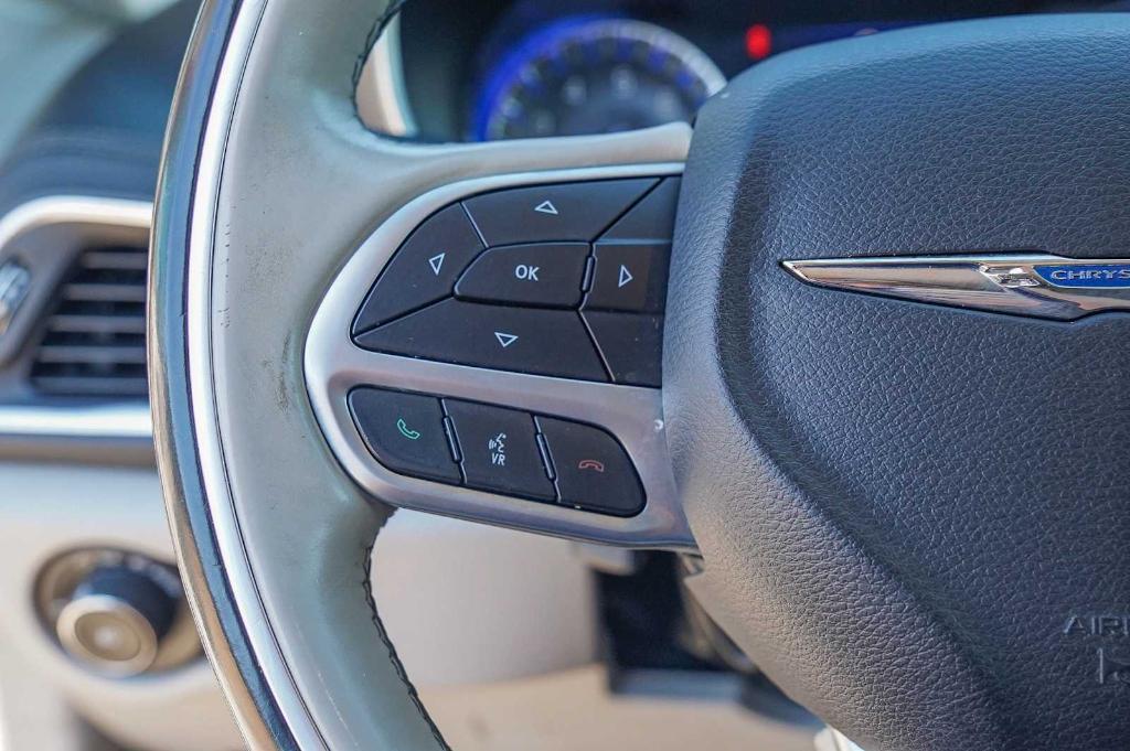 used 2018 Chrysler Pacifica car, priced at $10,178