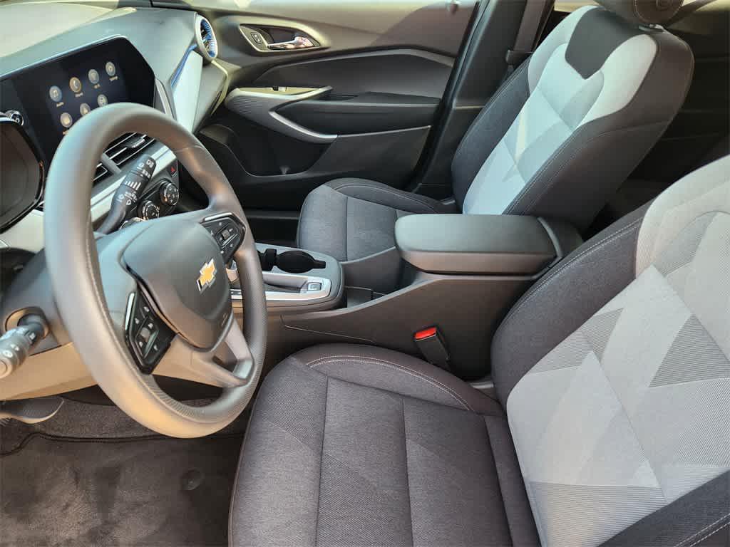 used 2025 Chevrolet Trax car, priced at $21,798