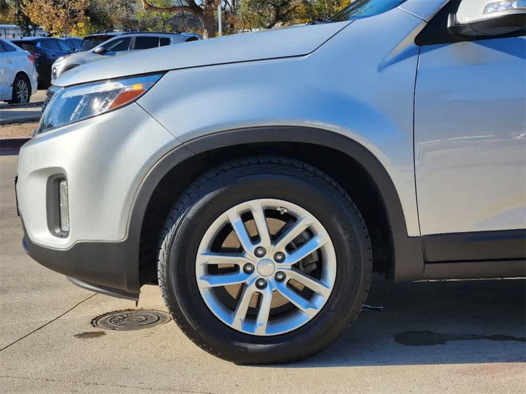 used 2014 Kia Sorento car, priced at $11,948