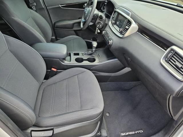 used 2019 Kia Sorento car, priced at $19,253