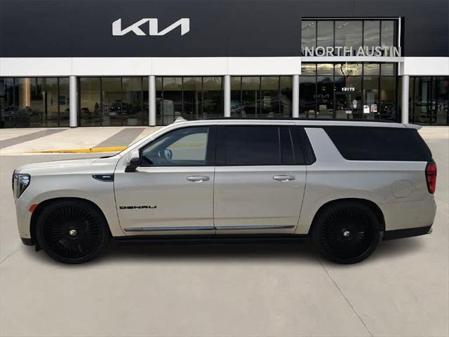 used 2023 GMC Yukon XL car, priced at $80,998