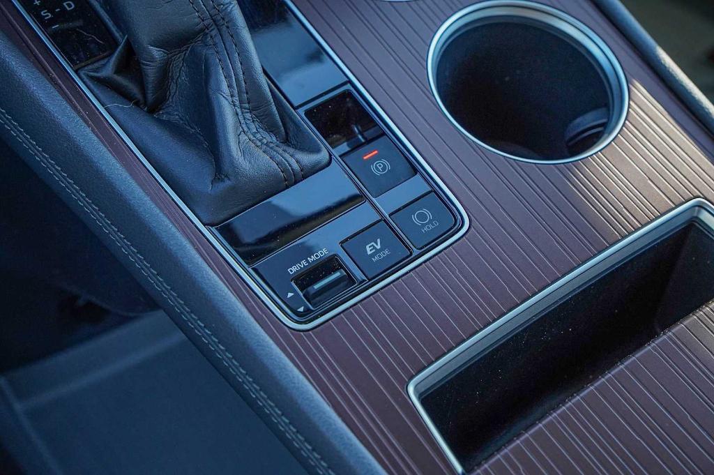 used 2021 Toyota Sienna car, priced at $38,004