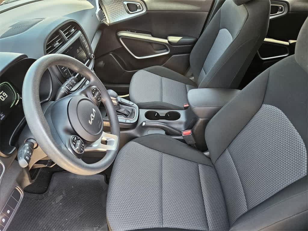 used 2024 Kia Soul car, priced at $17,998