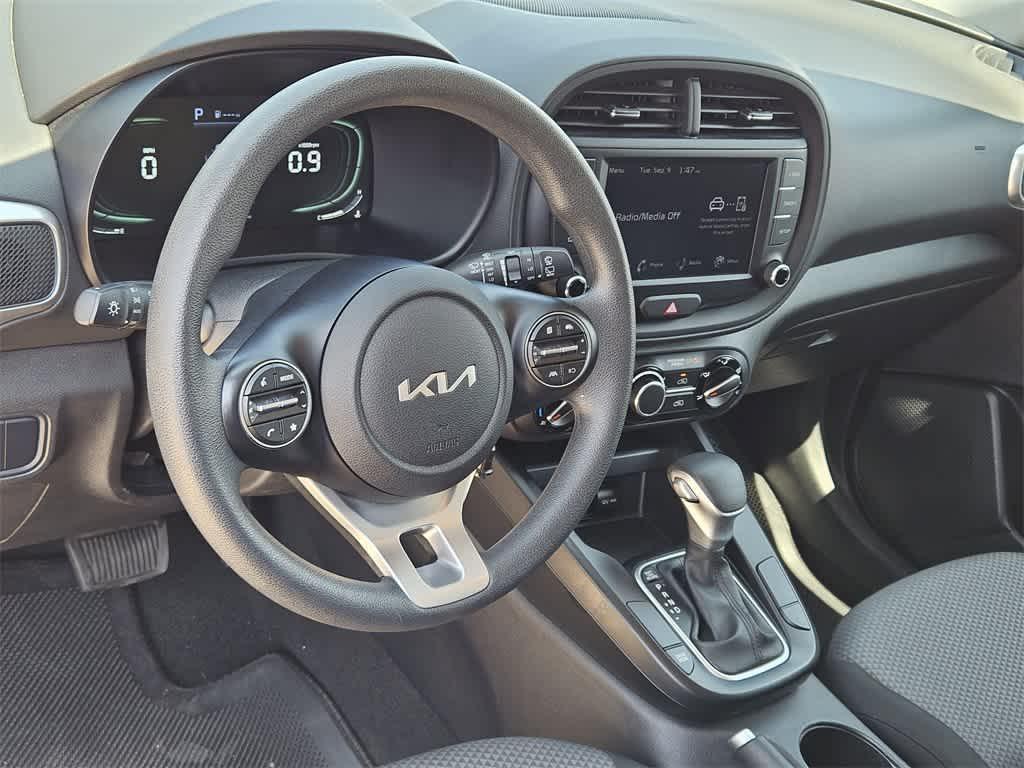 used 2024 Kia Soul car, priced at $17,998