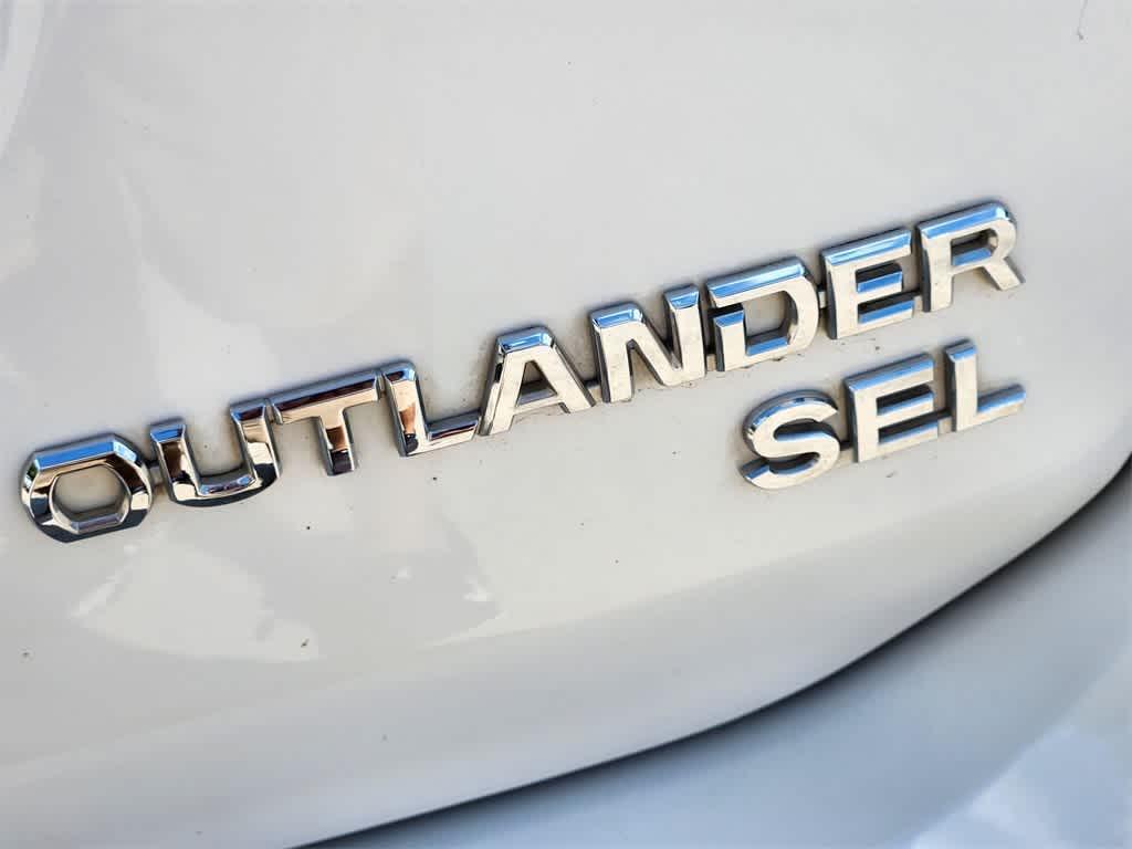 used 2019 Mitsubishi Outlander car, priced at $12,298