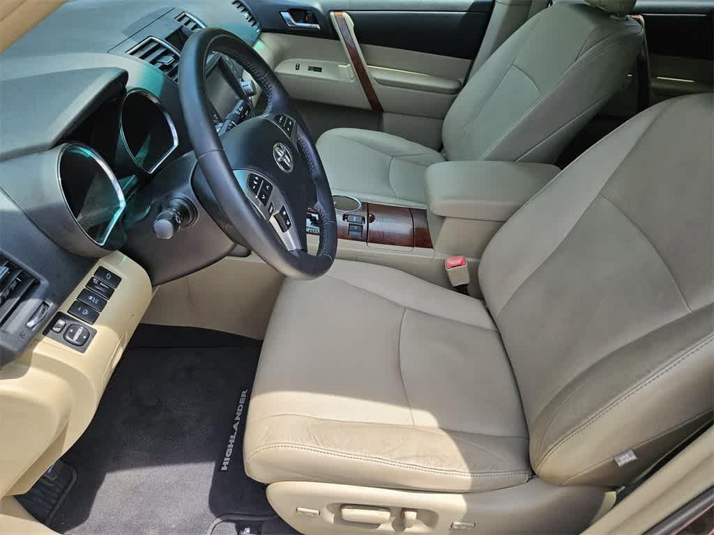 used 2011 Toyota Highlander car, priced at $15,685