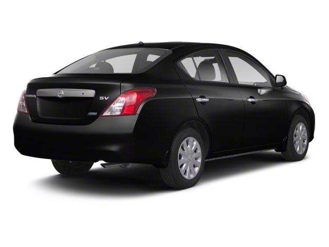 used 2013 Nissan Versa car