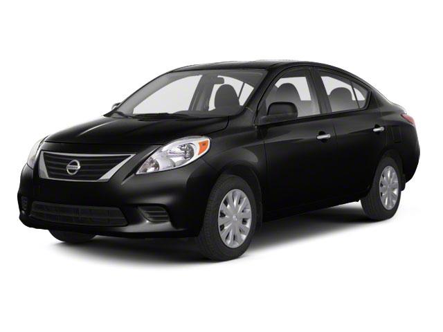 used 2013 Nissan Versa car
