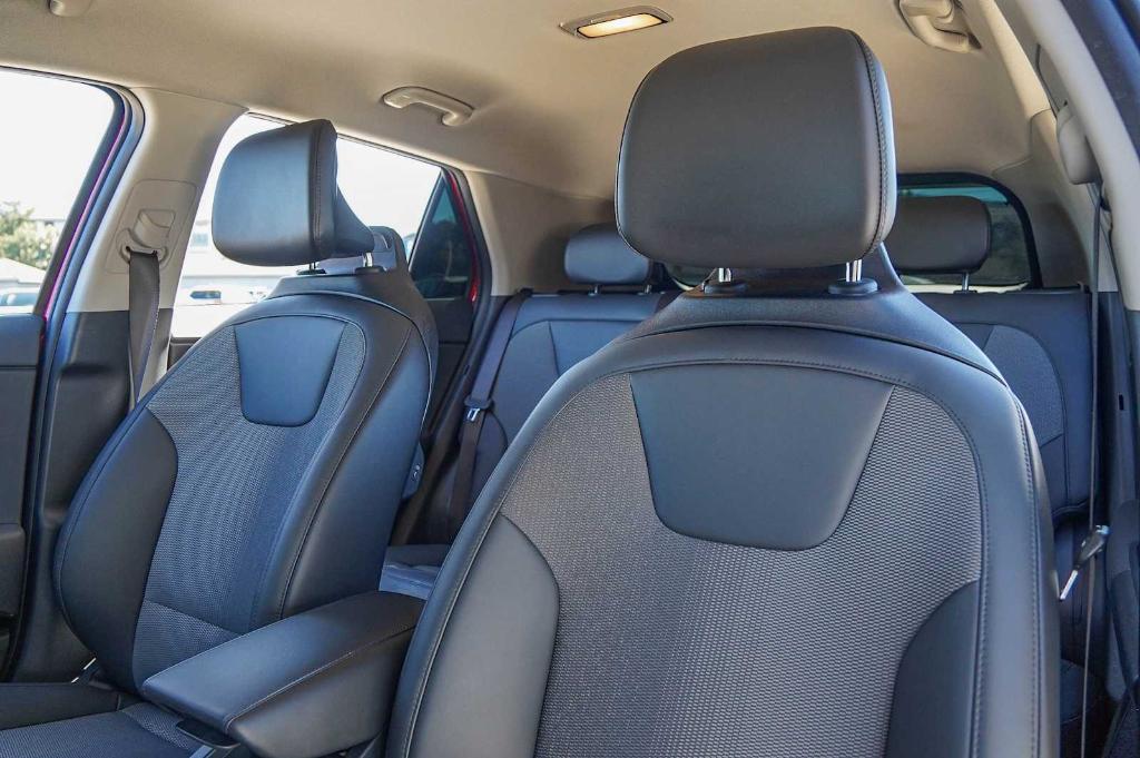 used 2025 Kia Niro Plug-In Hybrid car, priced at $29,995