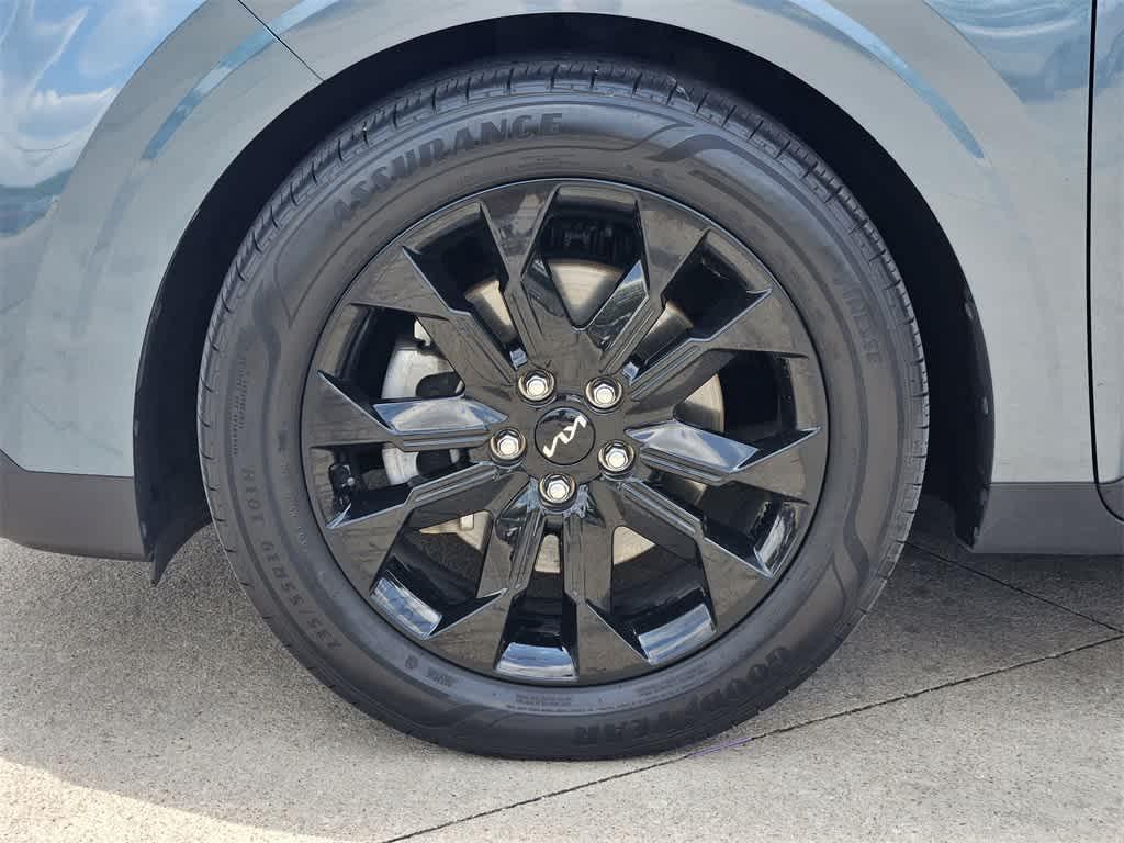 used 2022 Kia Carnival car, priced at $42,999