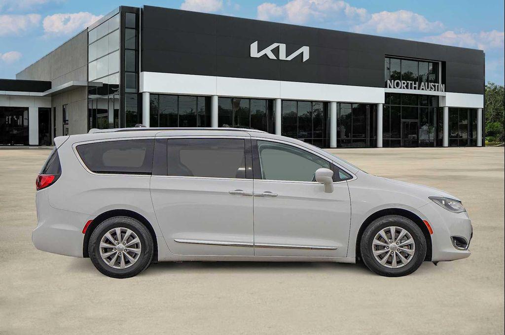 used 2018 Chrysler Pacifica car, priced at $11,598