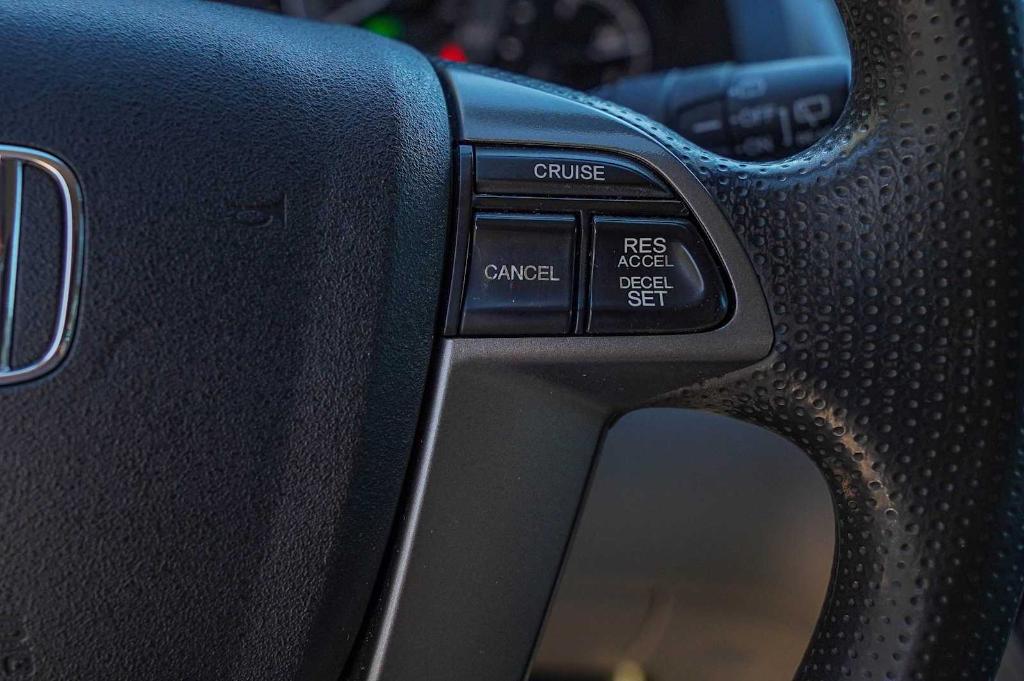 used 2015 Honda Odyssey car, priced at $13,998