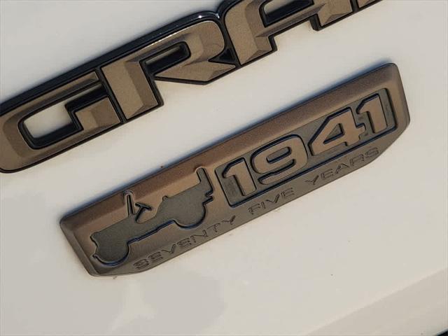 used 2016 Jeep Grand Cherokee car, priced at $15,298