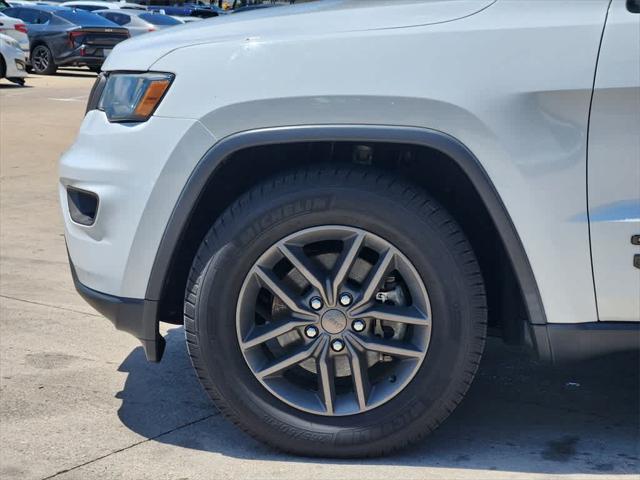 used 2016 Jeep Grand Cherokee car, priced at $15,298