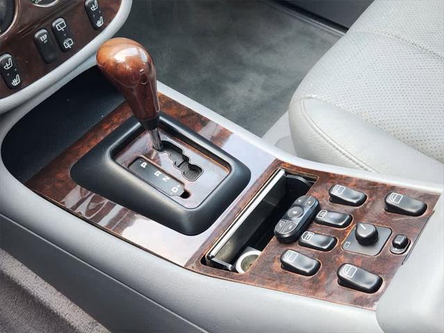 used 2001 Mercedes-Benz M-Class car, priced at $5,000