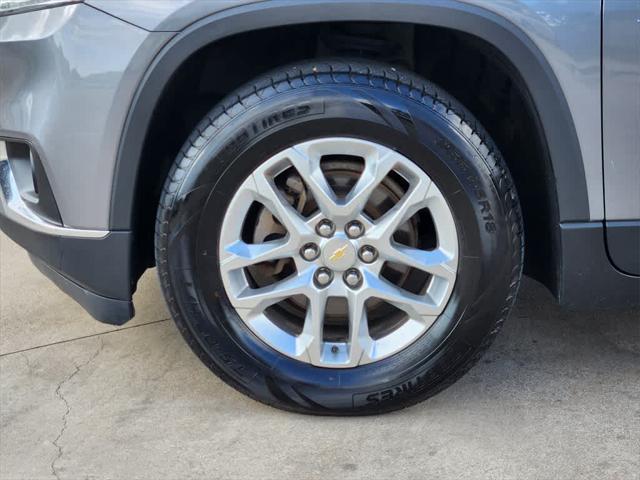 used 2020 Chevrolet Traverse car, priced at $14,500