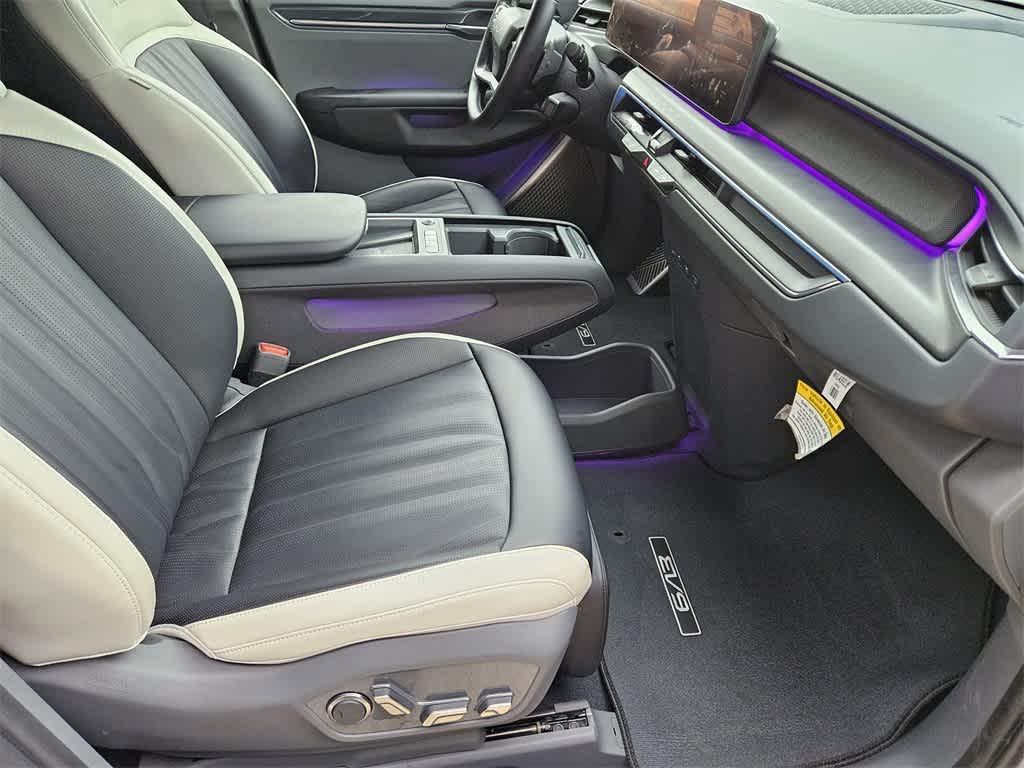used 2024 Kia EV9 car, priced at $59,806