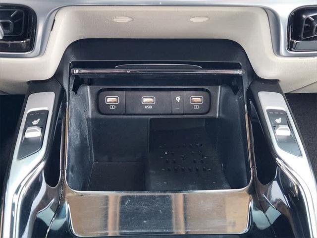 used 2021 Kia Sorento car, priced at $25,519