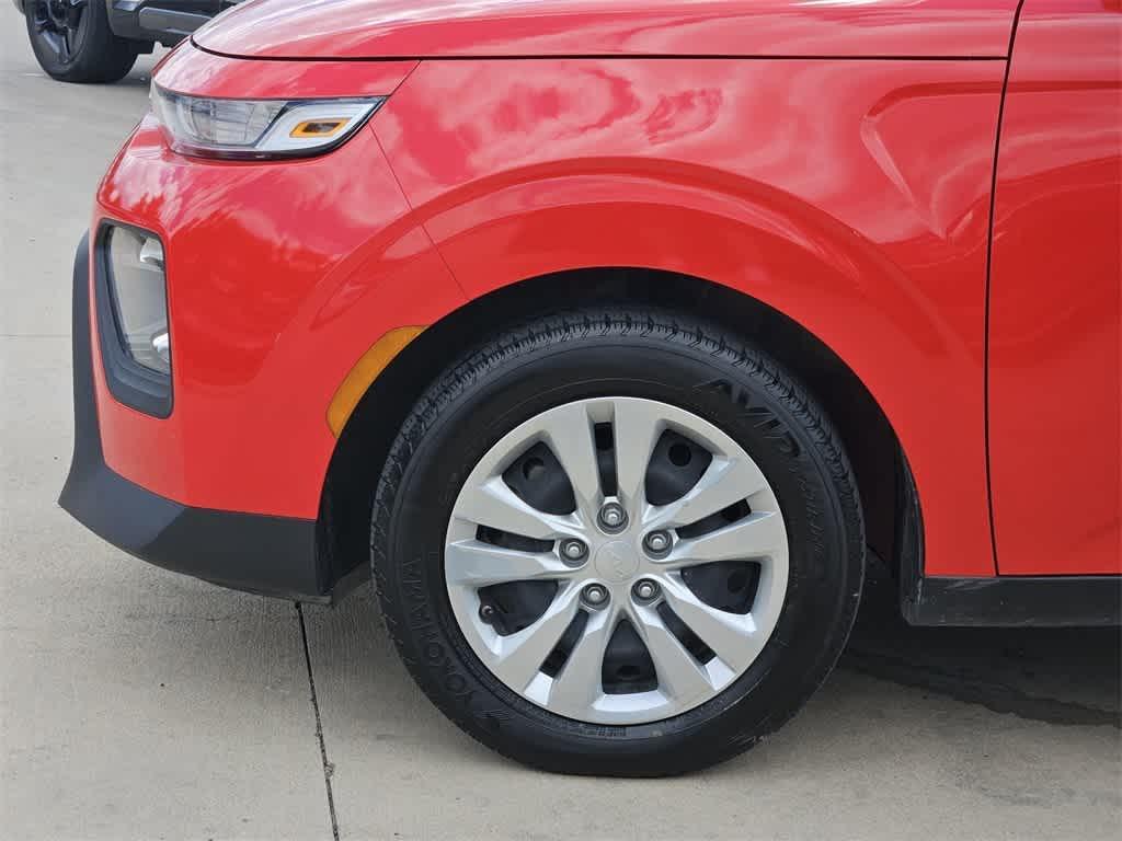 used 2022 Kia Soul car, priced at $17,298