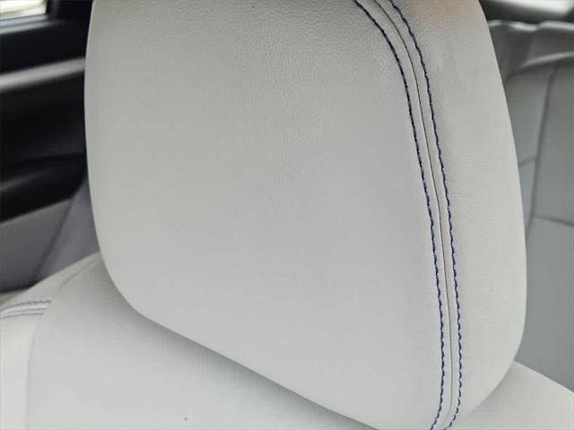 used 2018 Toyota Highlander car, priced at $27,985