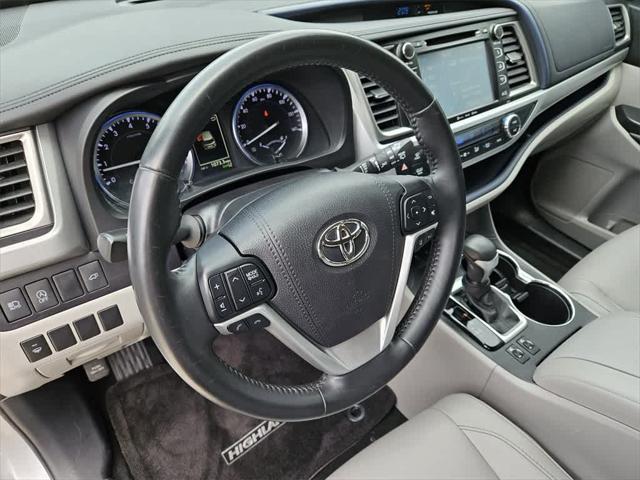used 2018 Toyota Highlander car, priced at $27,985