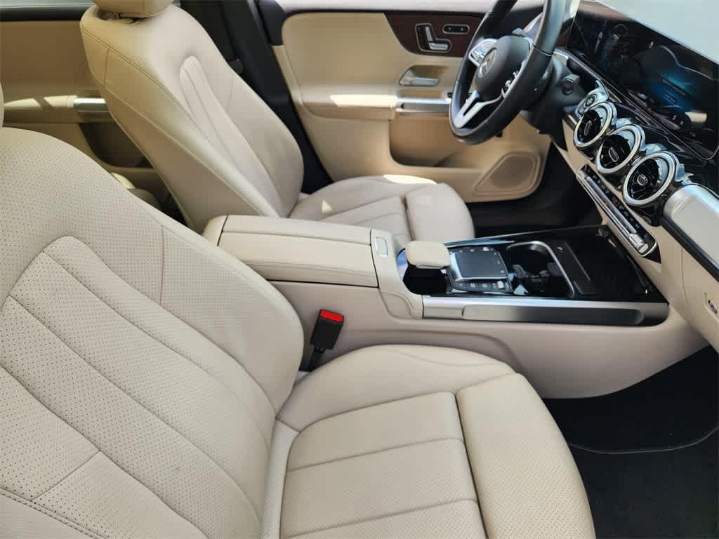 used 2021 Mercedes-Benz GLB 250 car, priced at $24,198