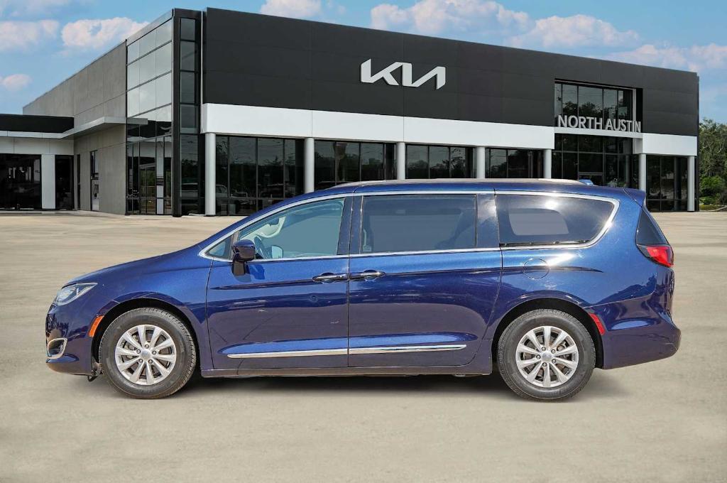 used 2017 Chrysler Pacifica car, priced at $12,398